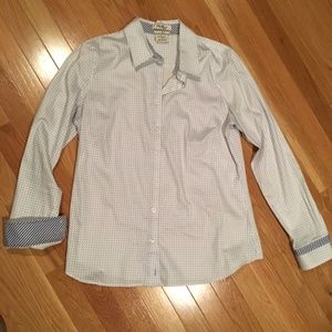 Van Heusen Ladies blue patterned button down shirt